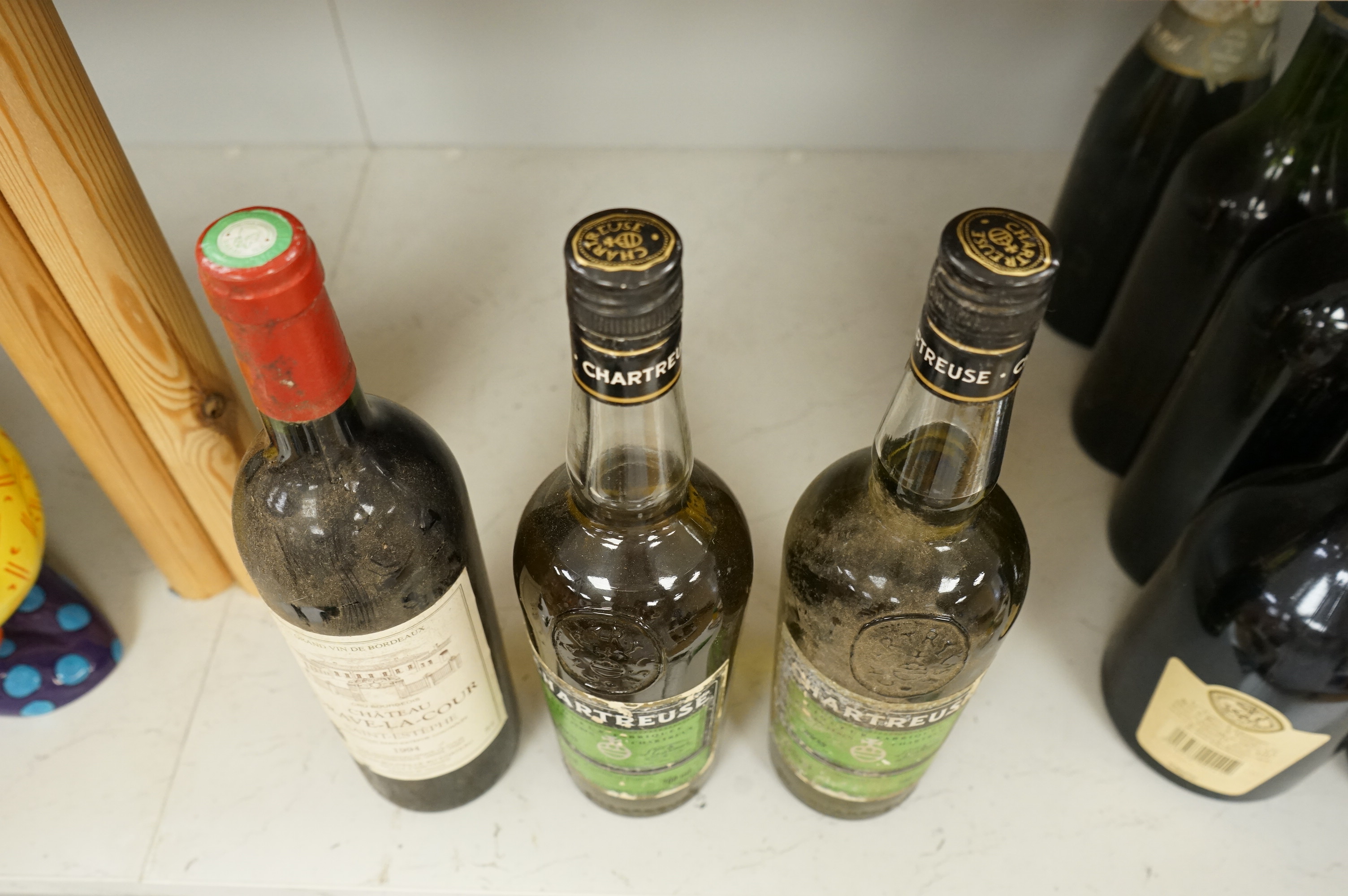 Eleven various bottles of port and wine to include; Cockburns 1997, Chateau Malescot St Exupéry Margaux, etc.
